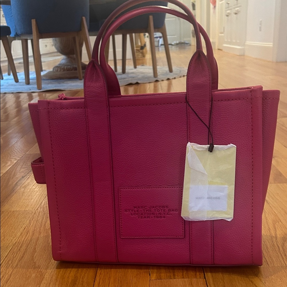 MJ Pink Tote Bag, Pebbled Leather, Top-Handle. Size Medium (13L x6D x11H) - Picture 2 of 8